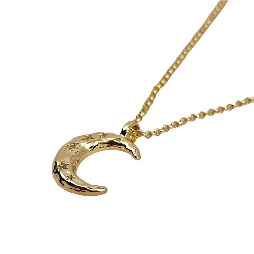 Luxe Cresent Moon Necklace - 18k Hammered, Gold Filled, Eco-Friendly - Picture 5 of 5